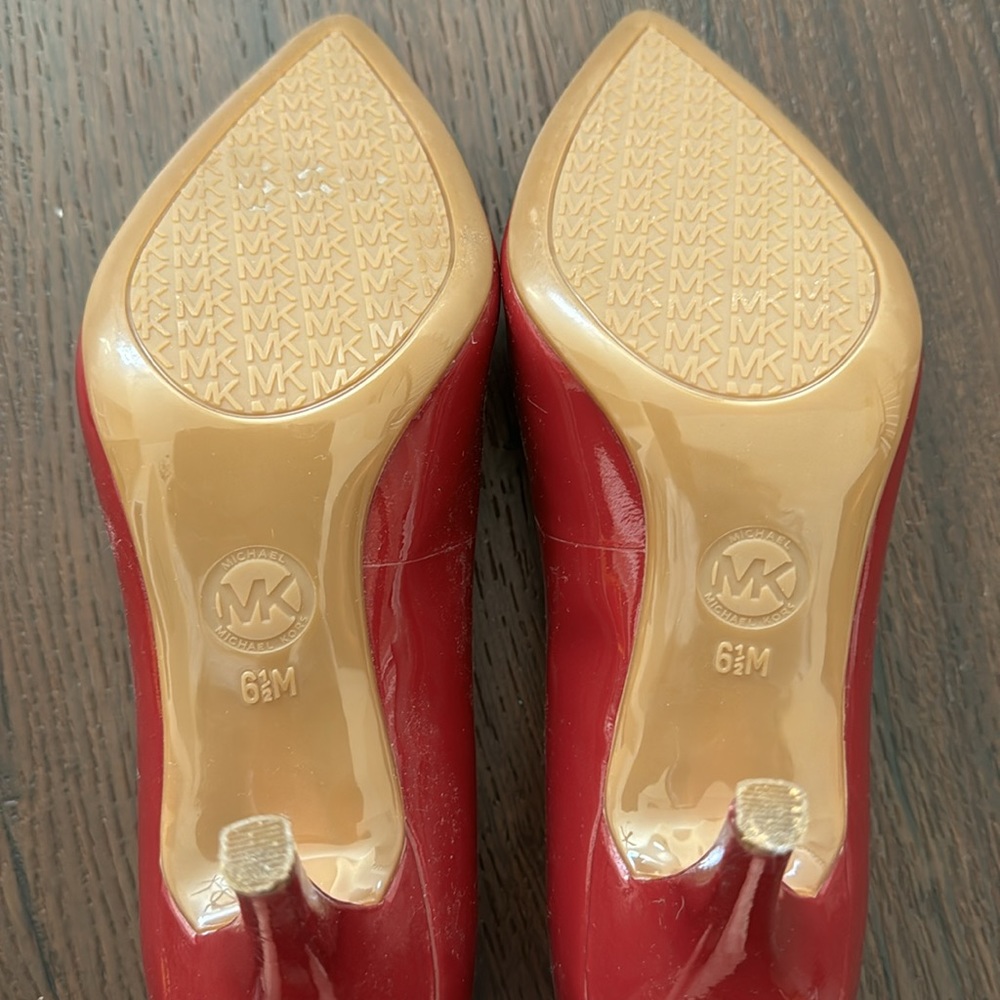 Patent leather red Michael kors heels size 6.5 - Picture 5 of 5